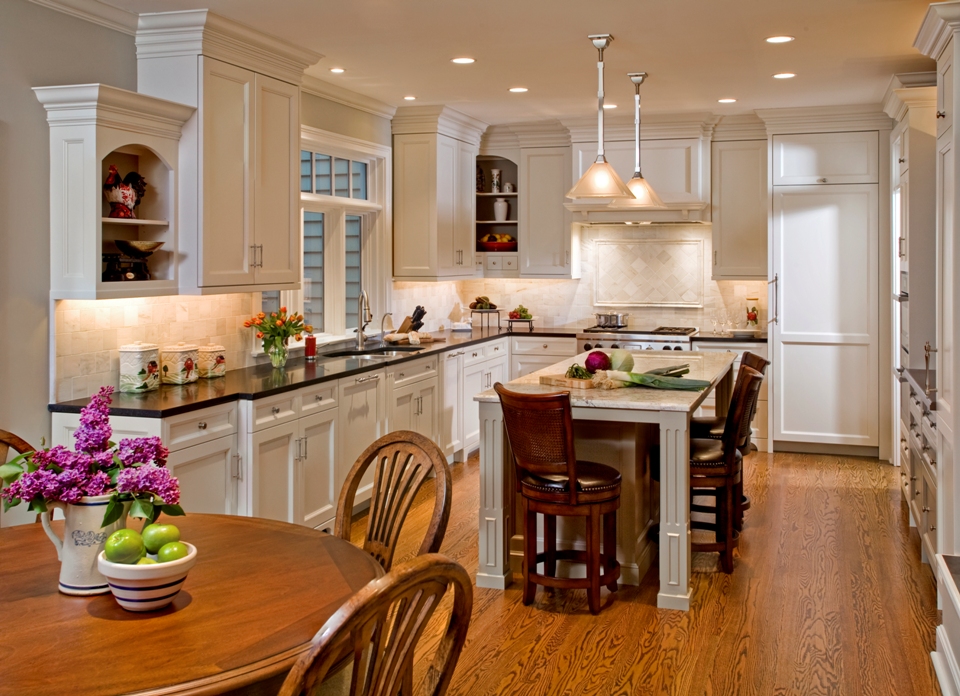 Superior Woodcraft | Superior Woodcraft - Country Manor Kitchen ...